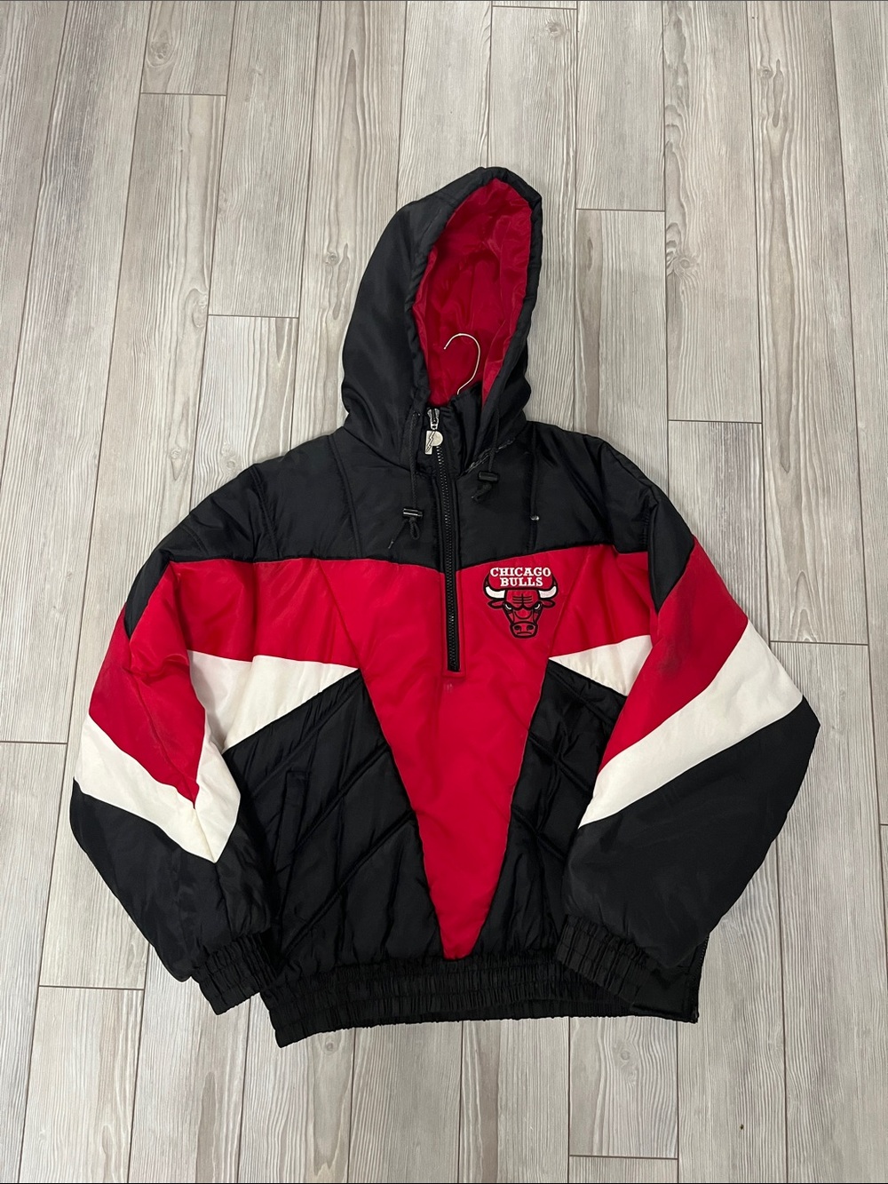Vintage 90’s Chicago Bulls Pro Player Puffer